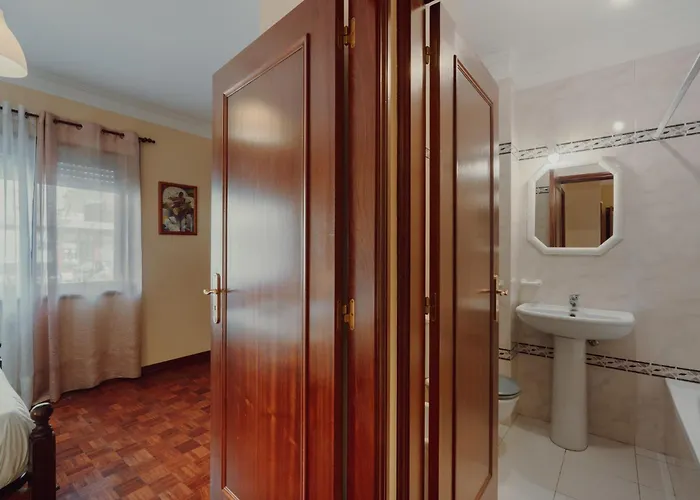 Rising Sun By Best2stay * レサ・ダ・パルメイラ